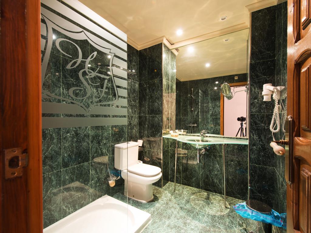 Hostal San Francisco Granja de Torrehermosa Pokoj fotografie